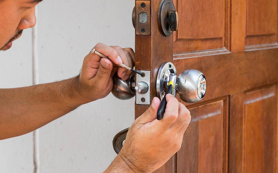 ouvrir une porte claquée Valenton
